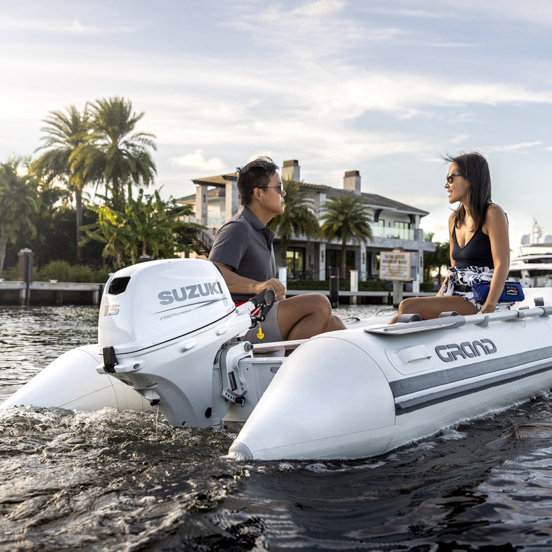 BRAND NEW OVERSTOCK Suzuki 15 HP DF15AEL5 Outboard Motor